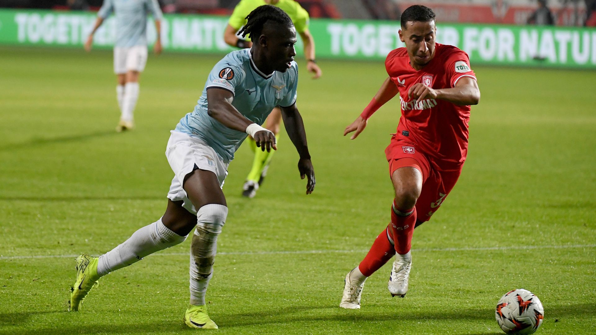 ラツィオFWが人種差別被害でEL途中交代…指揮官「メンタル面でプレーを